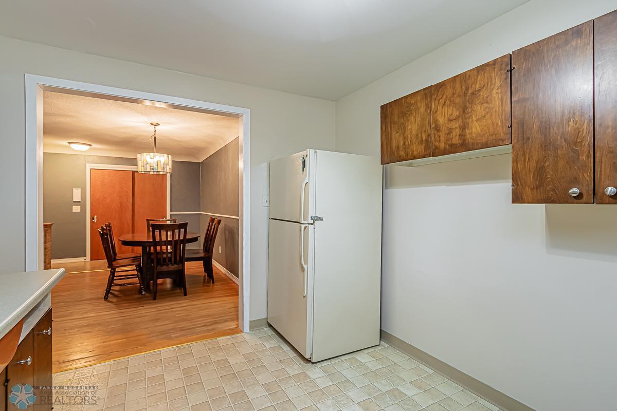 18 12th Ave S, Moorhead, MN 56560, USA-09.jpg