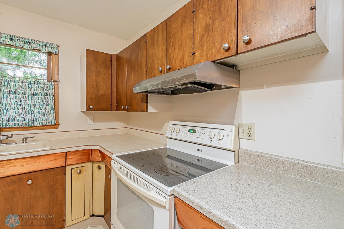 18 12th Ave S, Moorhead, MN 56560, USA-11.jpg