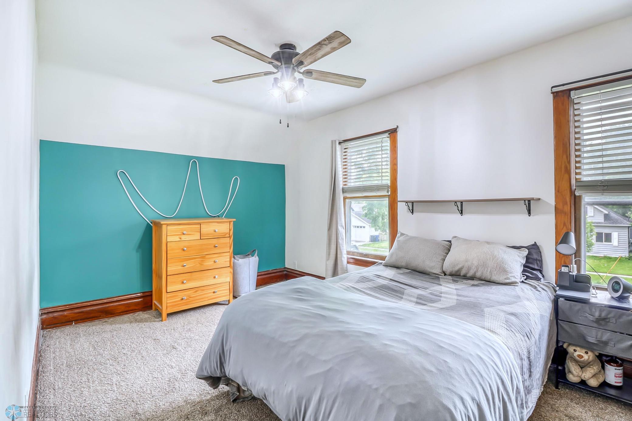 Upstairs Bedroom1_1-3264.jpg