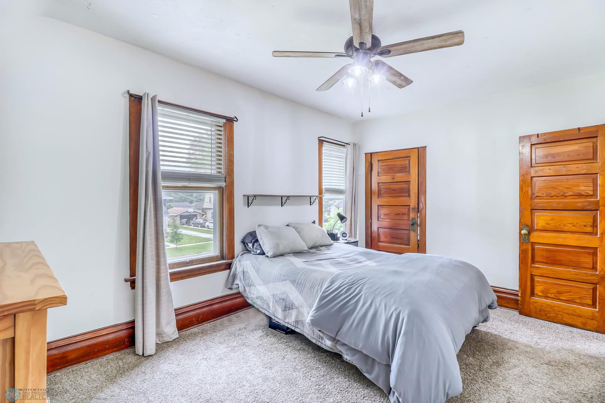 Upstairs Bedroom1_2-3264.jpg