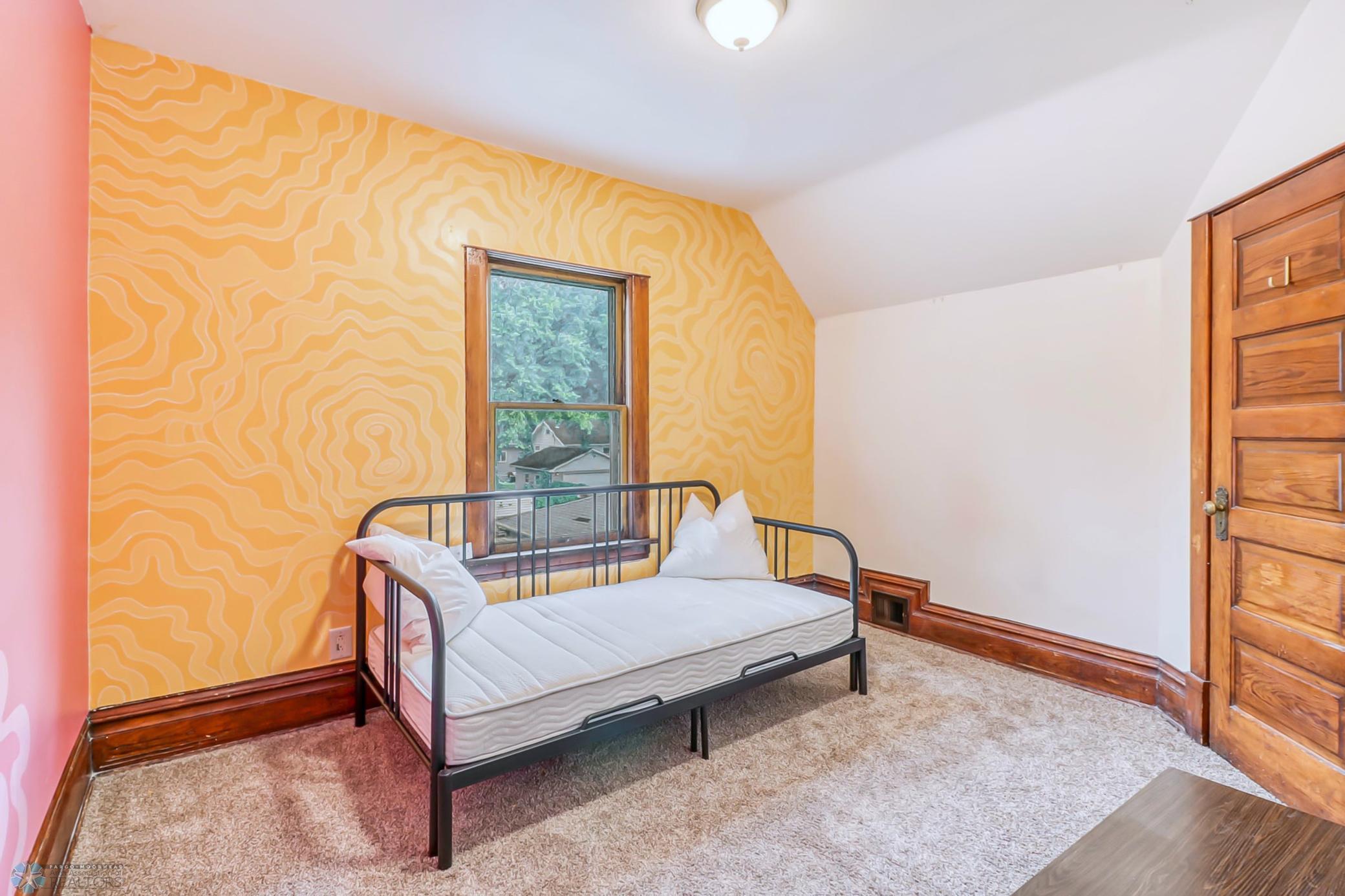 Upstairs Bedroom2_0-3264.jpg