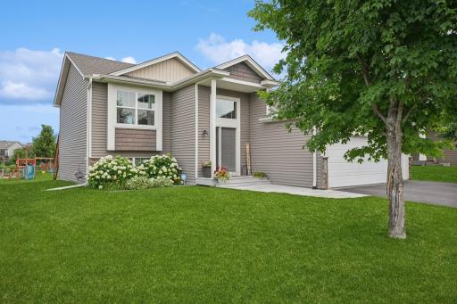1927 139th Avenue NW, Andover, MN 55304