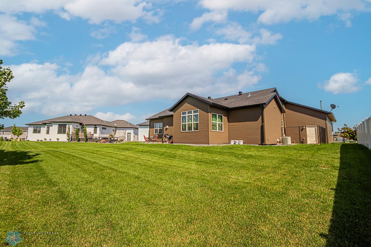 4712 5th St W West Fargo ND-6.jpg