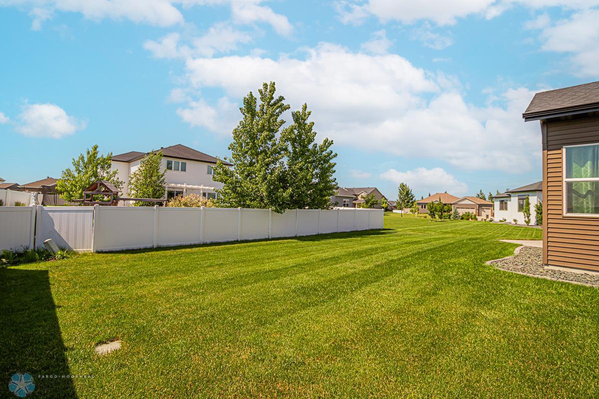 4712 5th St W West Fargo ND-7.jpg