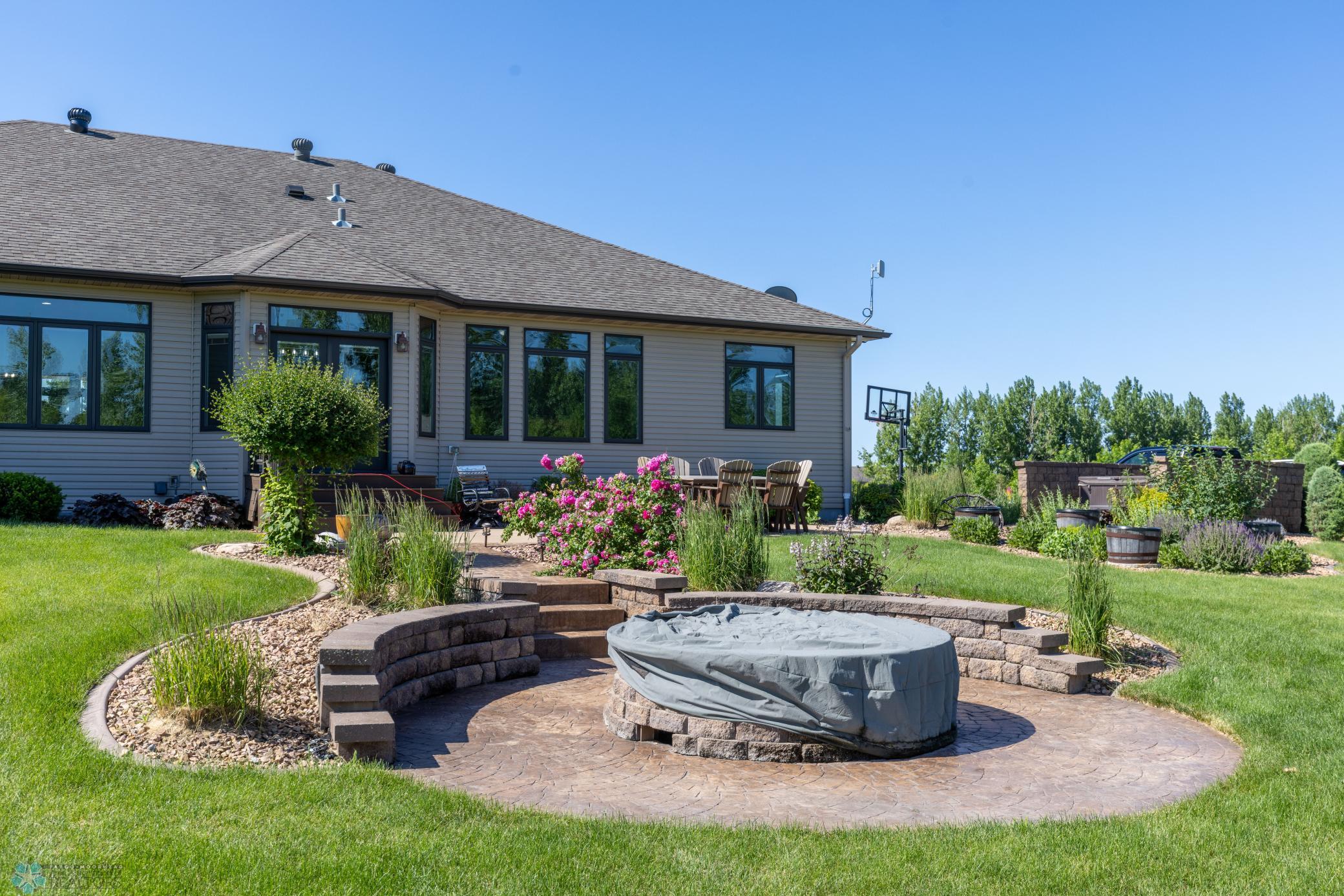 3752 73rd Ave N Moorhead-14.jpg