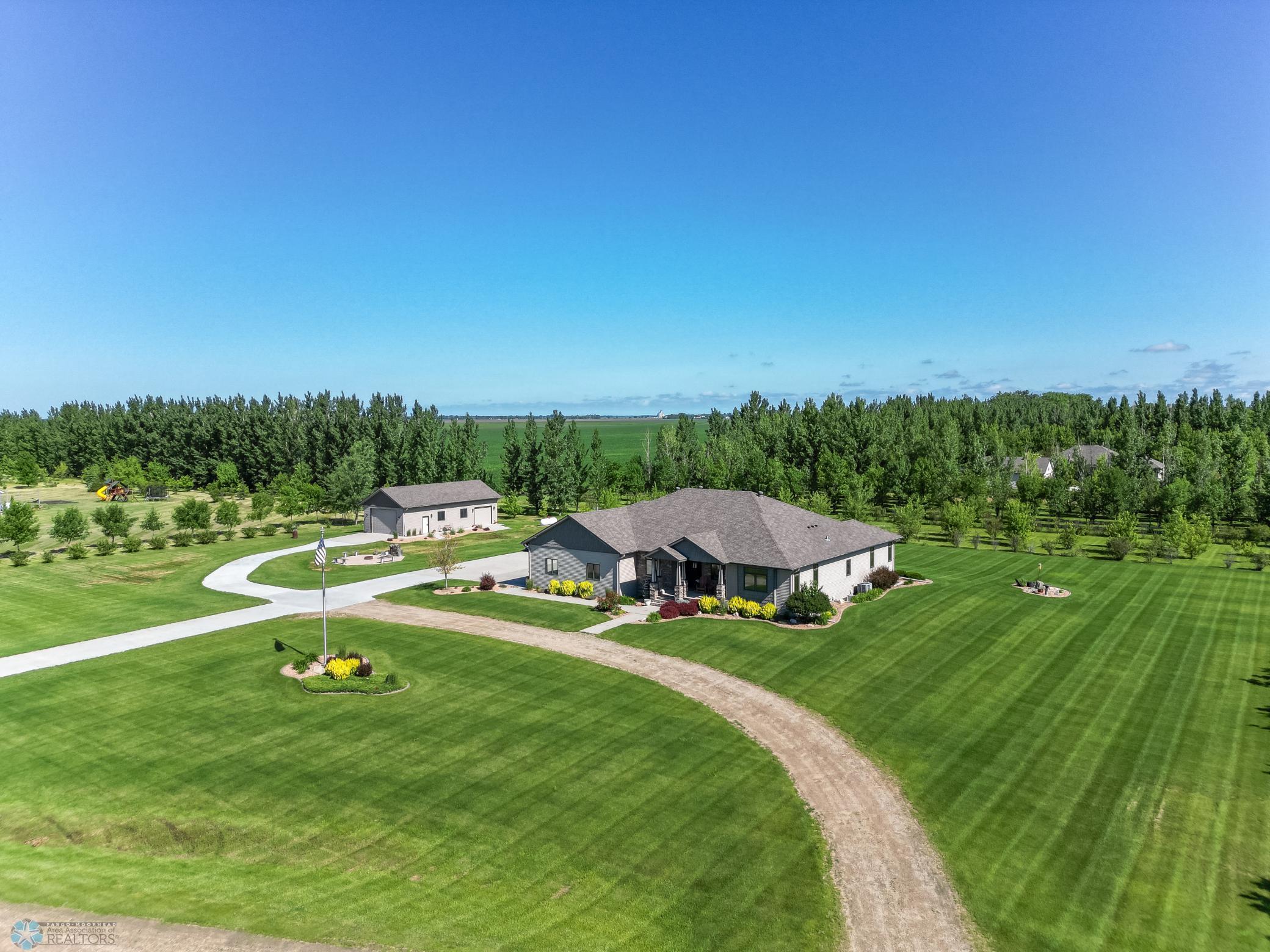 3752 73rd Ave N Moorhead-3.jpg