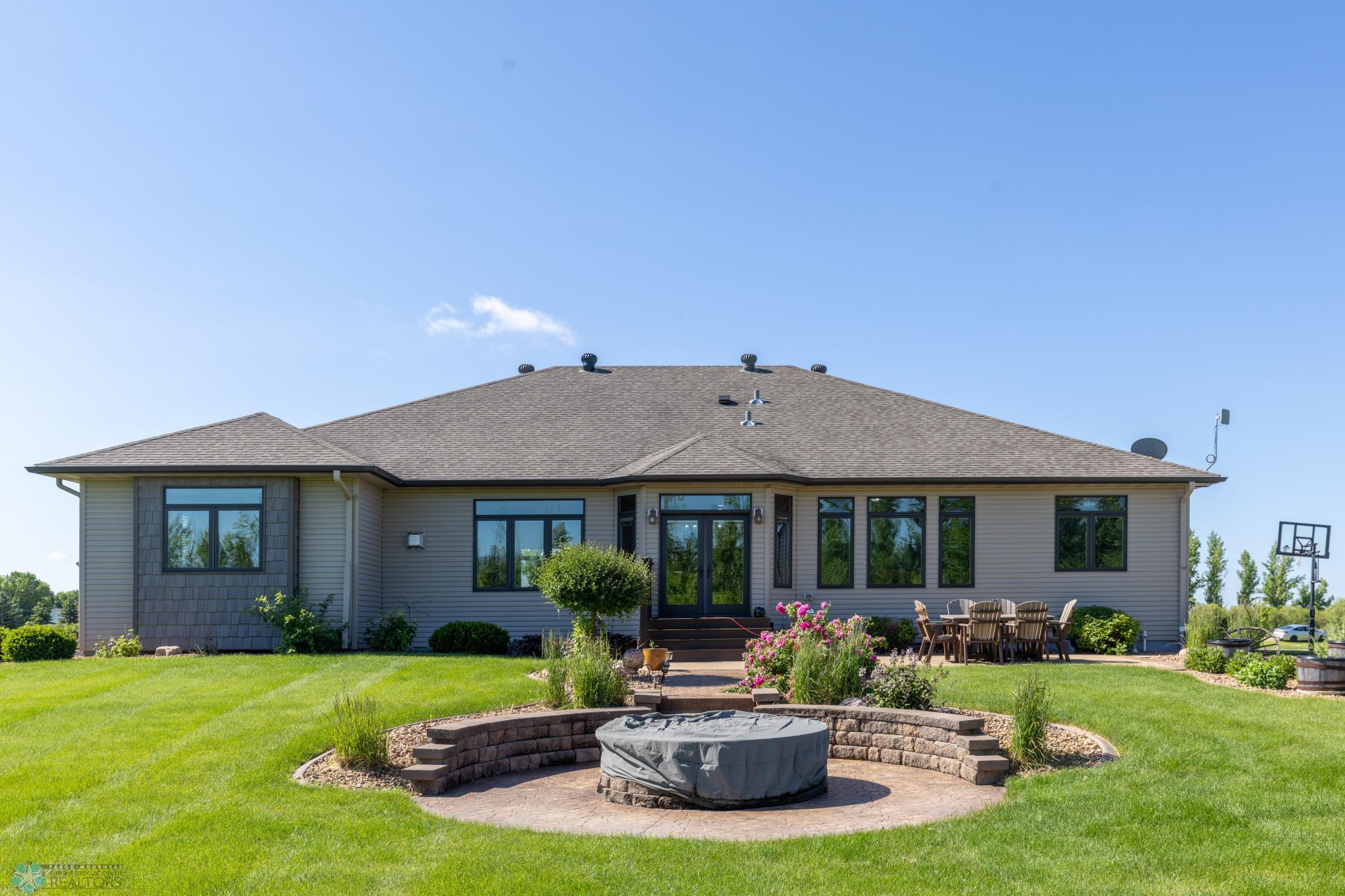 3752 73rd Ave N Moorhead-15.jpg