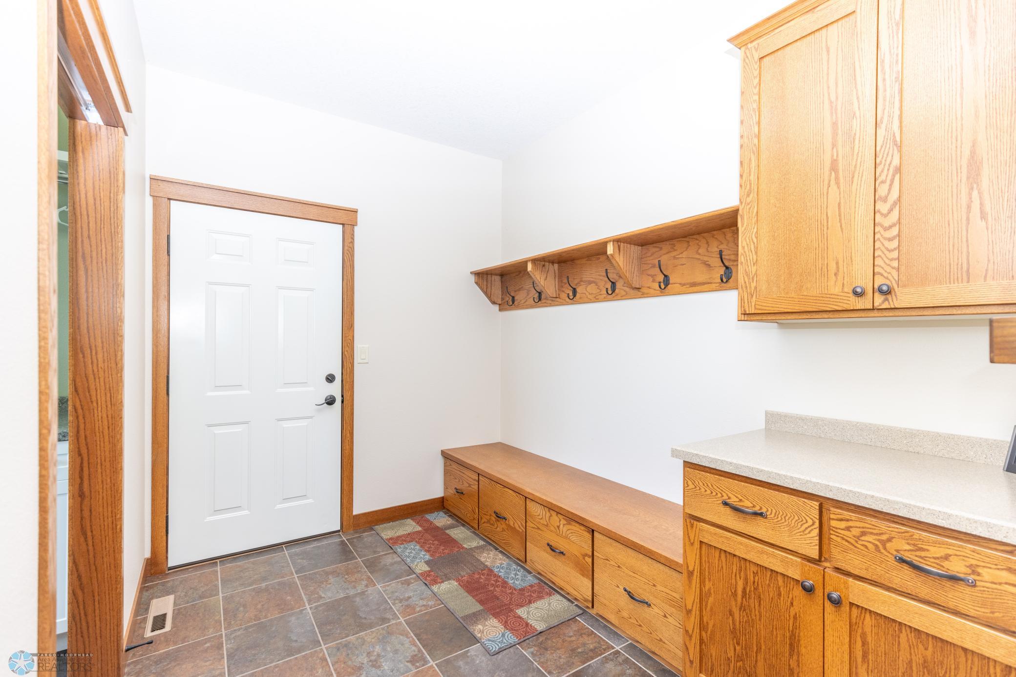 3752 73rd Ave N Moorhead-30.jpg