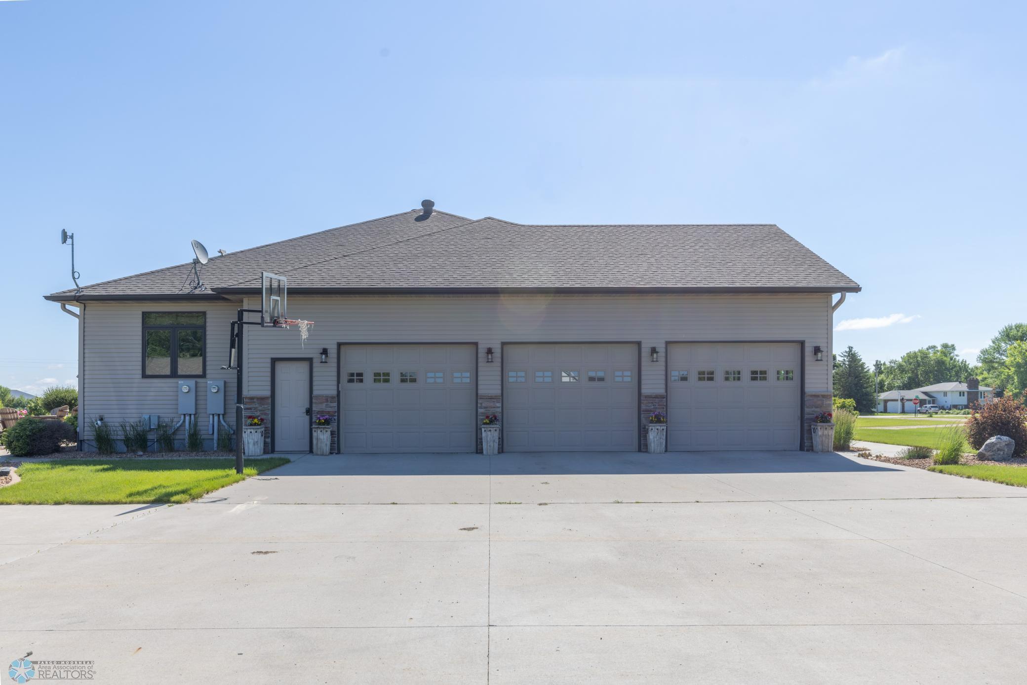 3752 73rd Ave N Moorhead-21.jpg