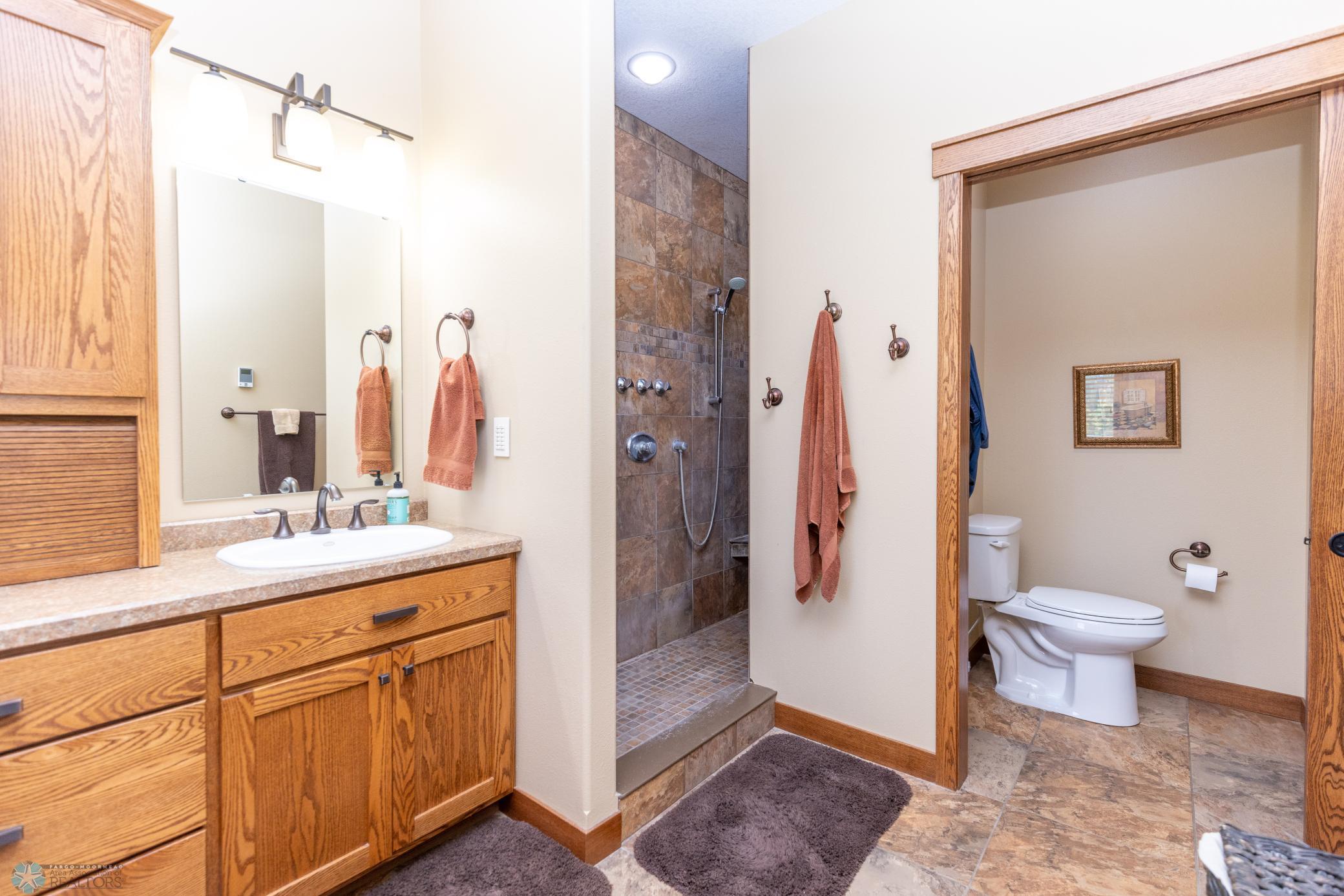 3752 73rd Ave N Moorhead-59.jpg
