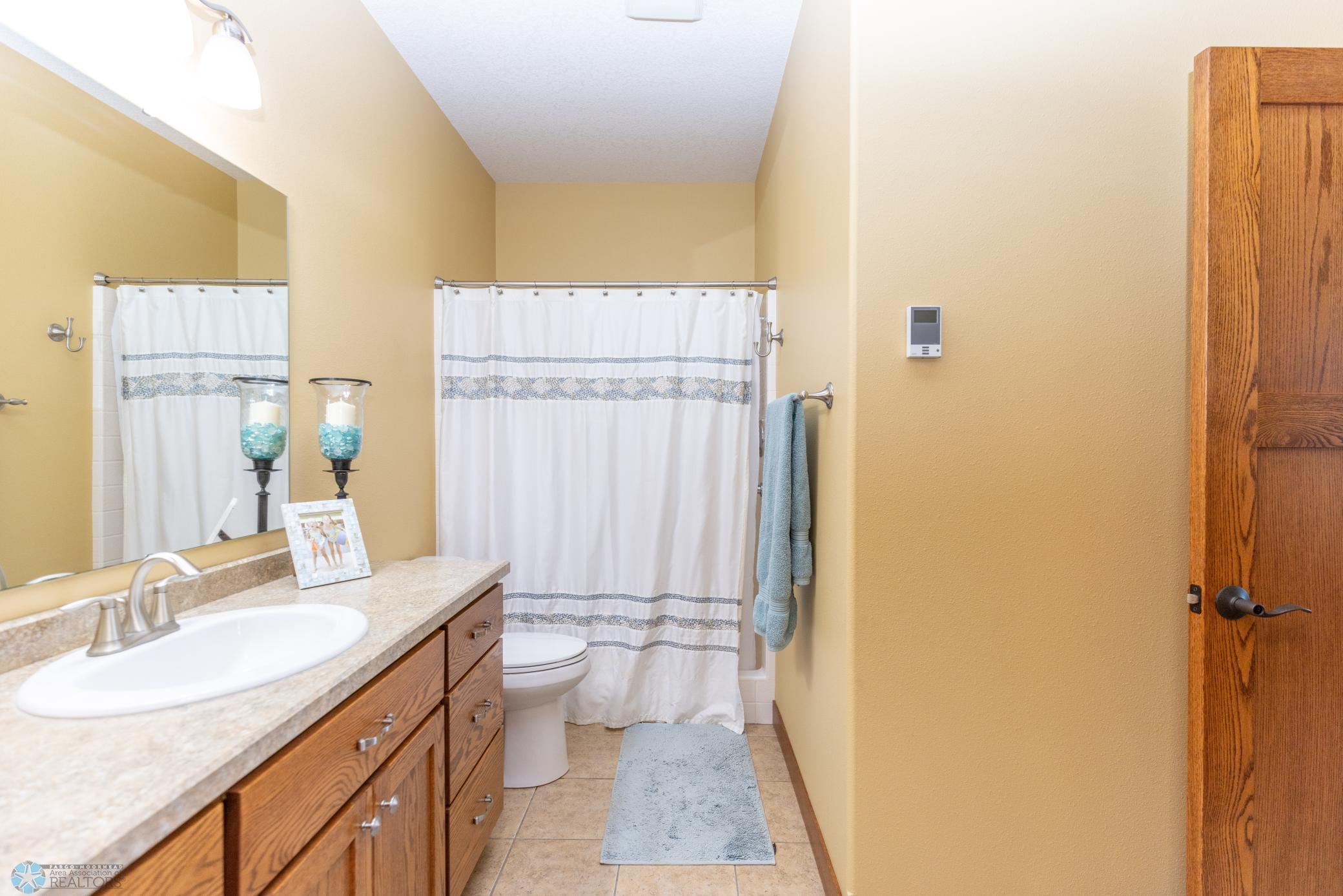 3752 73rd Ave N Moorhead-51.jpg