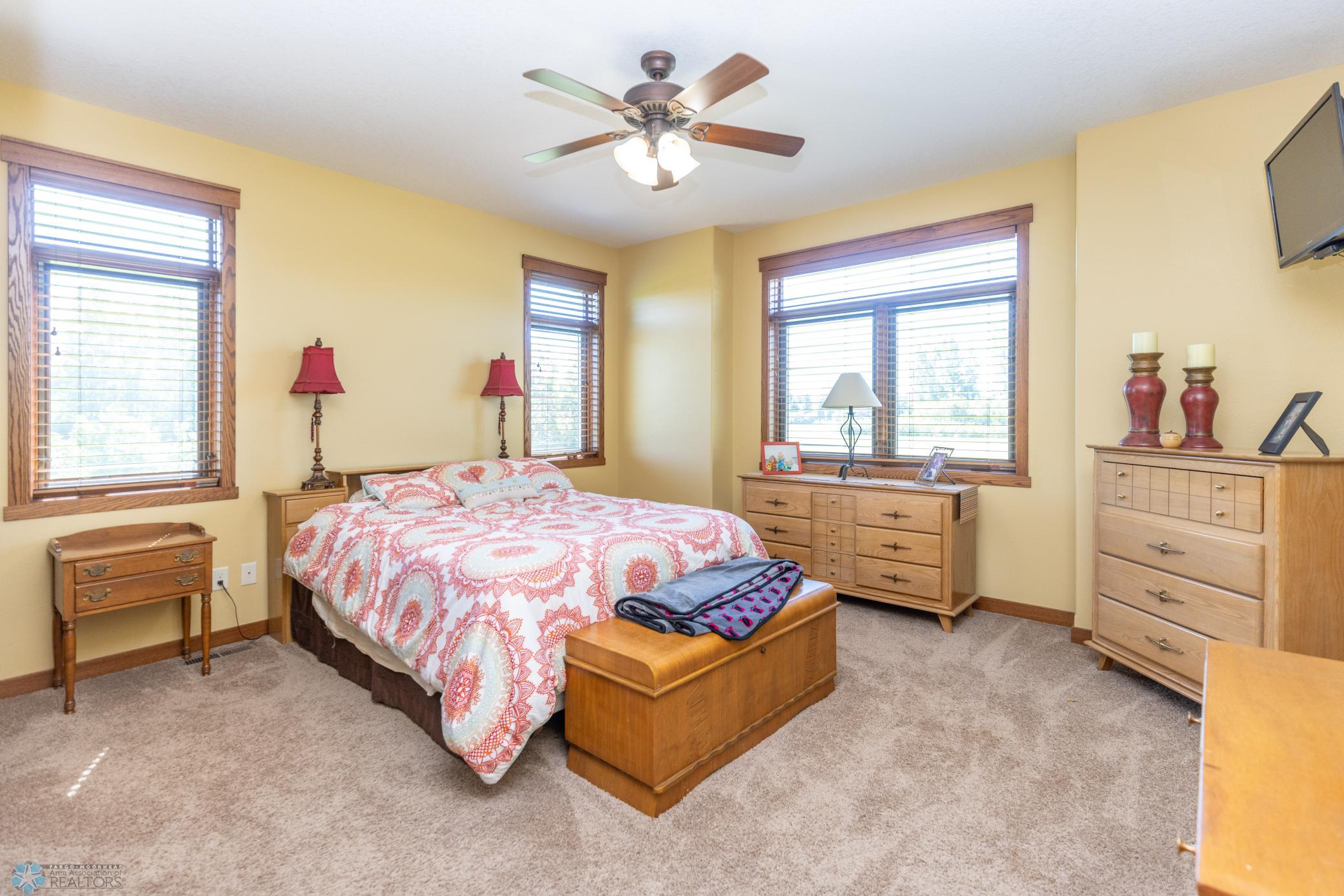 3752 73rd Ave N Moorhead-52.jpg