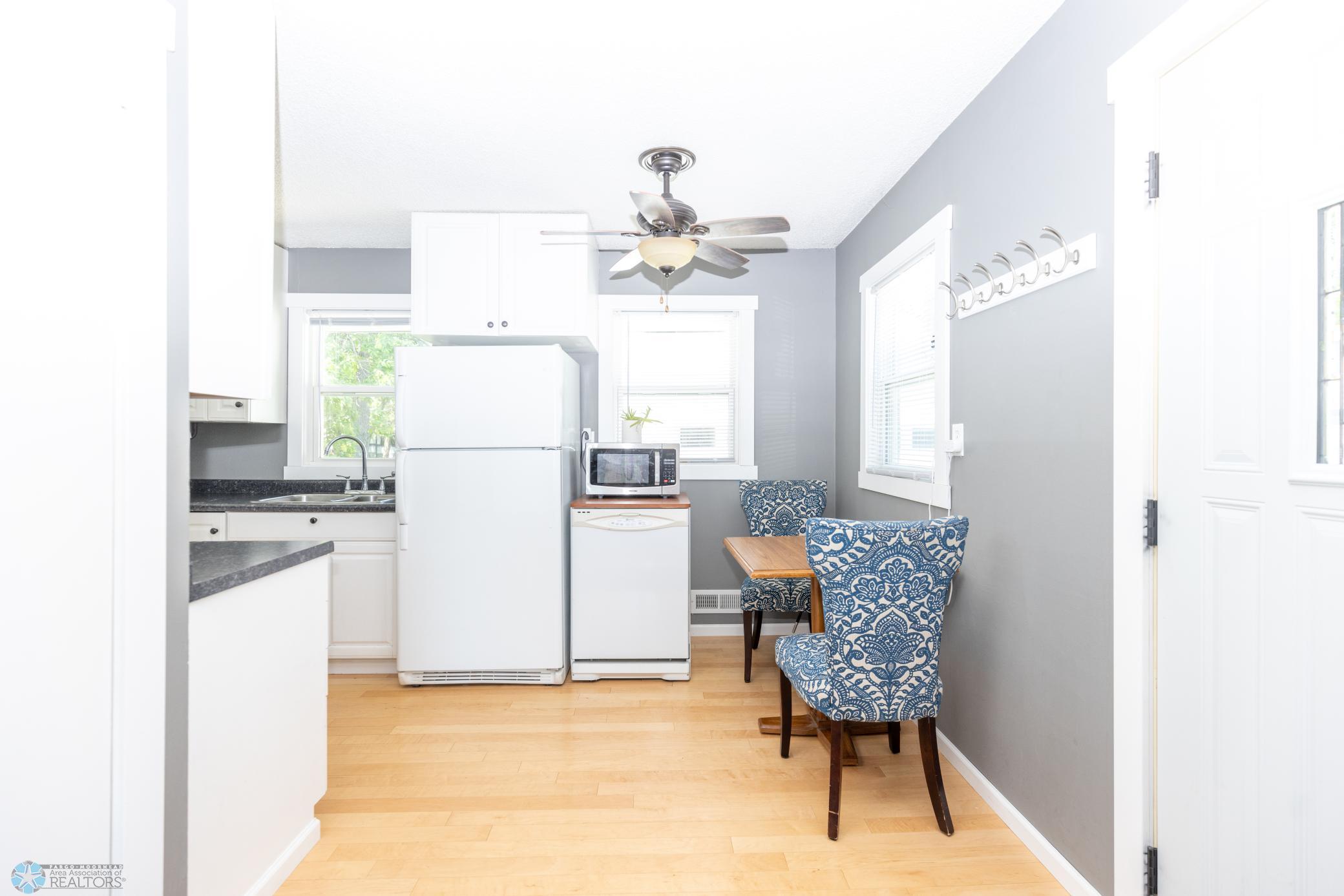 Eat in Kitchen