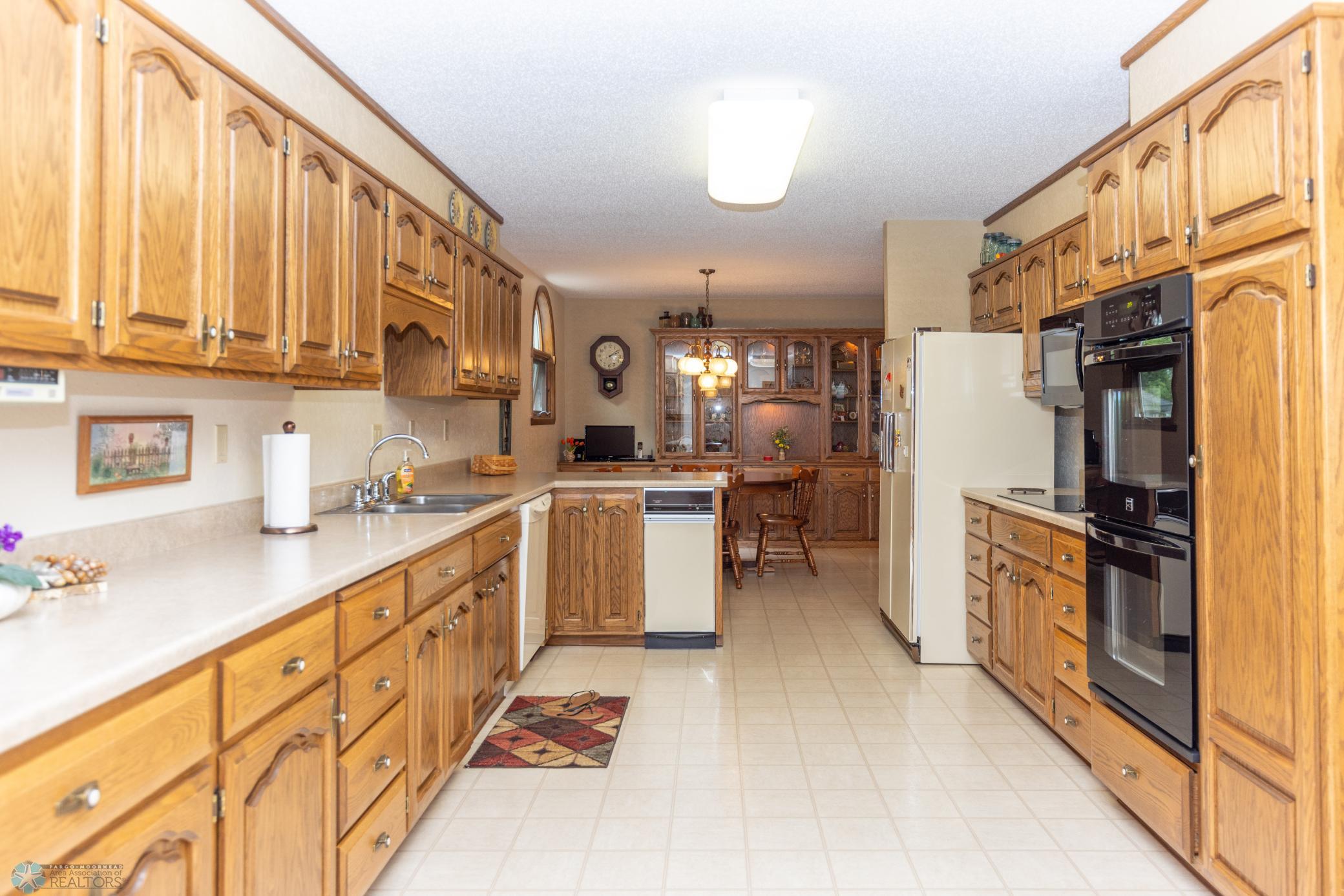 3335 W Prairiewood Dr S-24.jpg