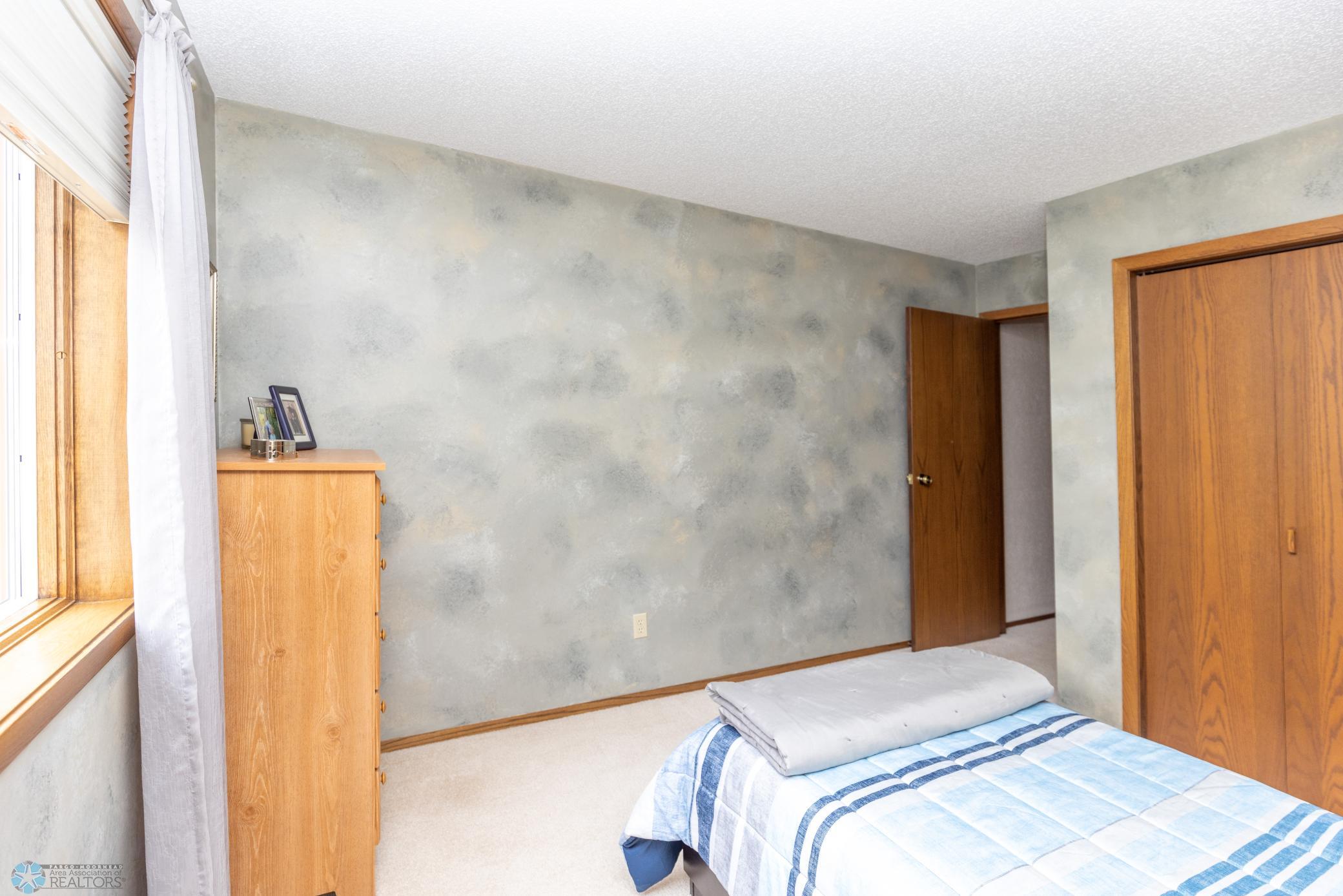 3335 W Prairiewood Dr S-37.jpg