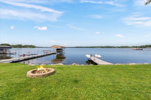Welcome home to you 55' of lakeshore on Medicine Lake!
