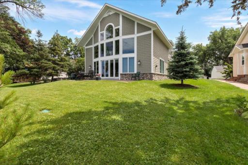 10300 S Shore Drive, Plymouth, MN 55441