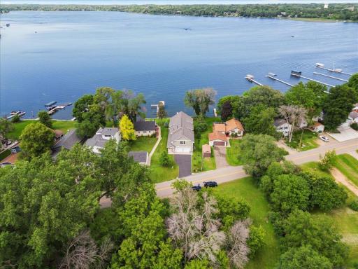 10300 S Shore Drive, Plymouth, MN 55441