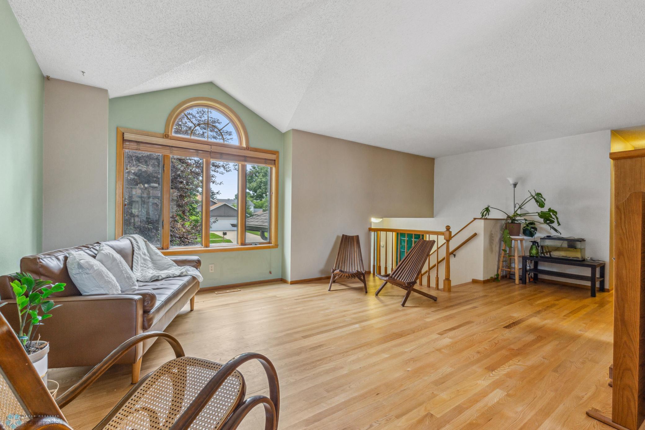 Livingroom with Beautiful Hardwood Floors