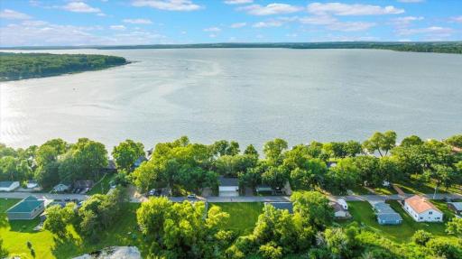 01-dji_fly_20240628_193302_405_1719632702817_photo-Edit.jpg