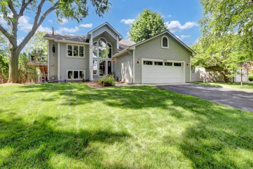 13375 91st Place N, Maple Grove, MN 55369