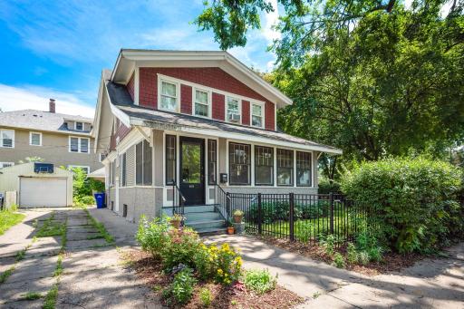 152 Lexington Parkway S, Saint Paul, MN 55105