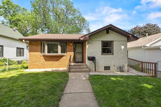 4049 Washington Street NE, Minneapolis, MN 55421
