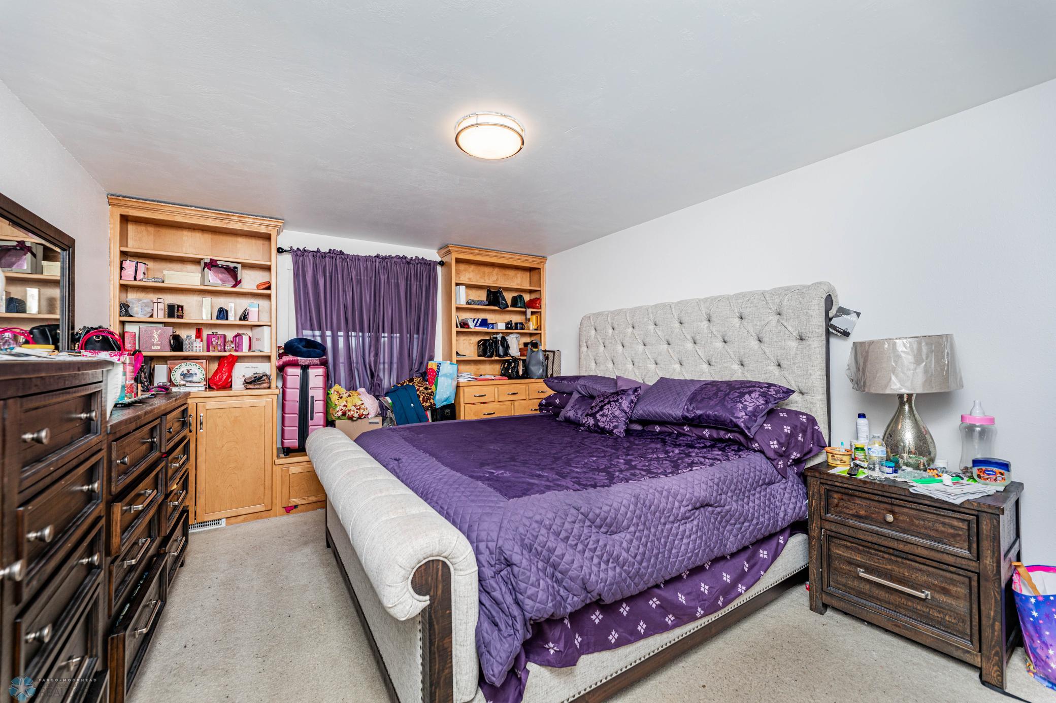 574218(16of43).jpg