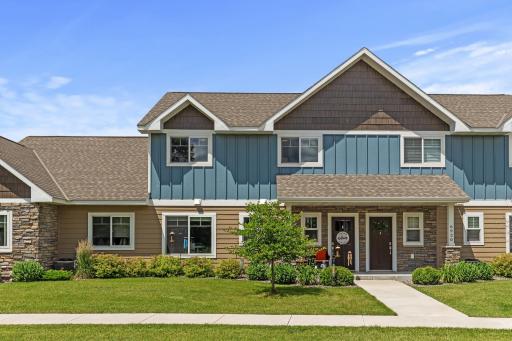 6926 Lancaster Way NE, Albertville, MN 55301