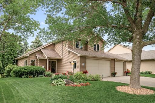 1436 Courtland W, Waconia, MN 55387
