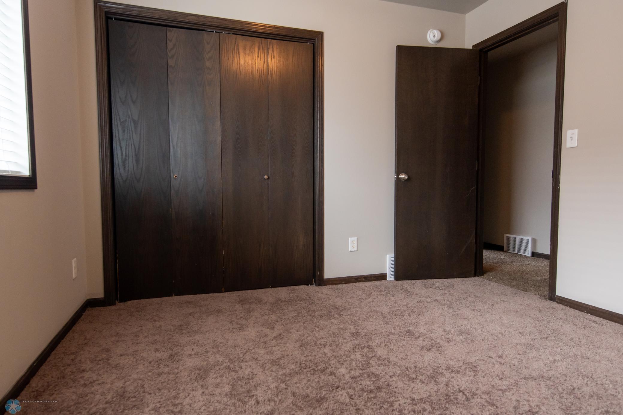 5988 59th St S, Fargo 8.jpg
