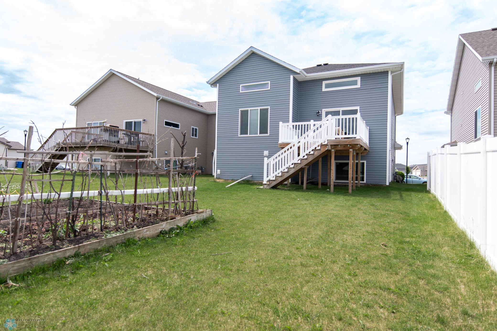5988 59th St S, Fargo 19.jpg