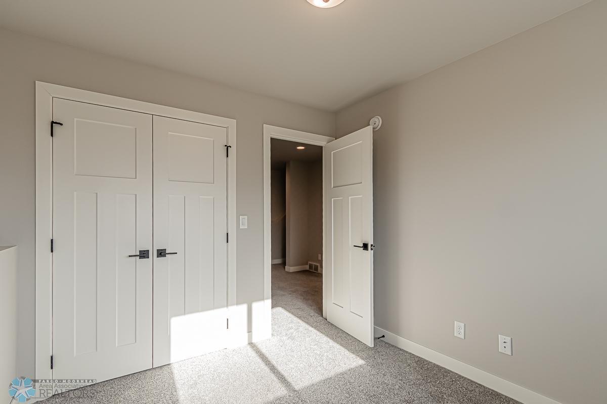 1294 Marlys Dr, West Fargo, ND 58078-23.jpg