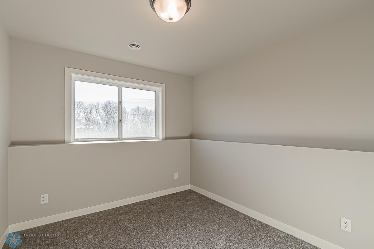 1294 Marlys Dr, West Fargo, ND 58078-22.jpg