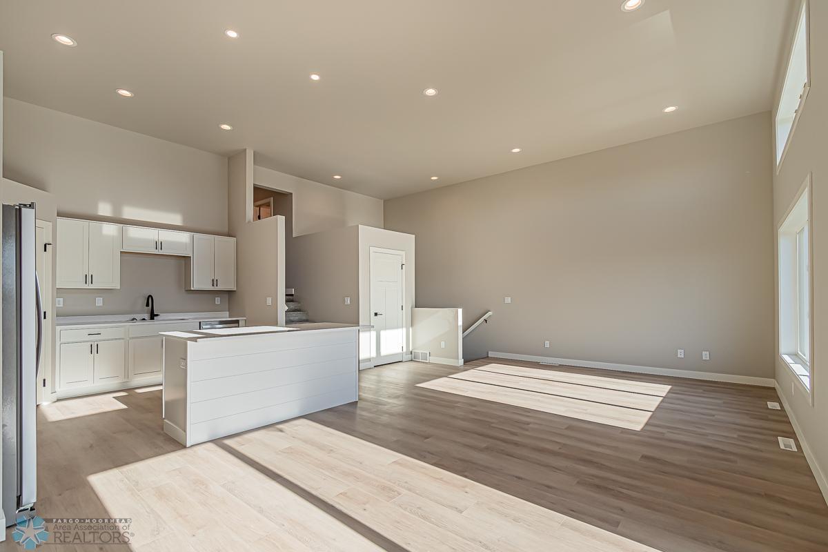 1294 Marlys Dr, West Fargo, ND 58078-04.jpg