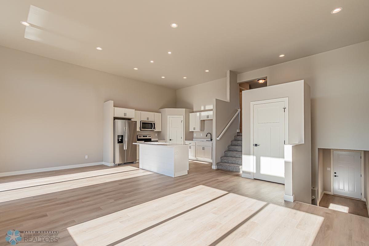 1294 Marlys Dr, West Fargo, ND 58078-03.jpg