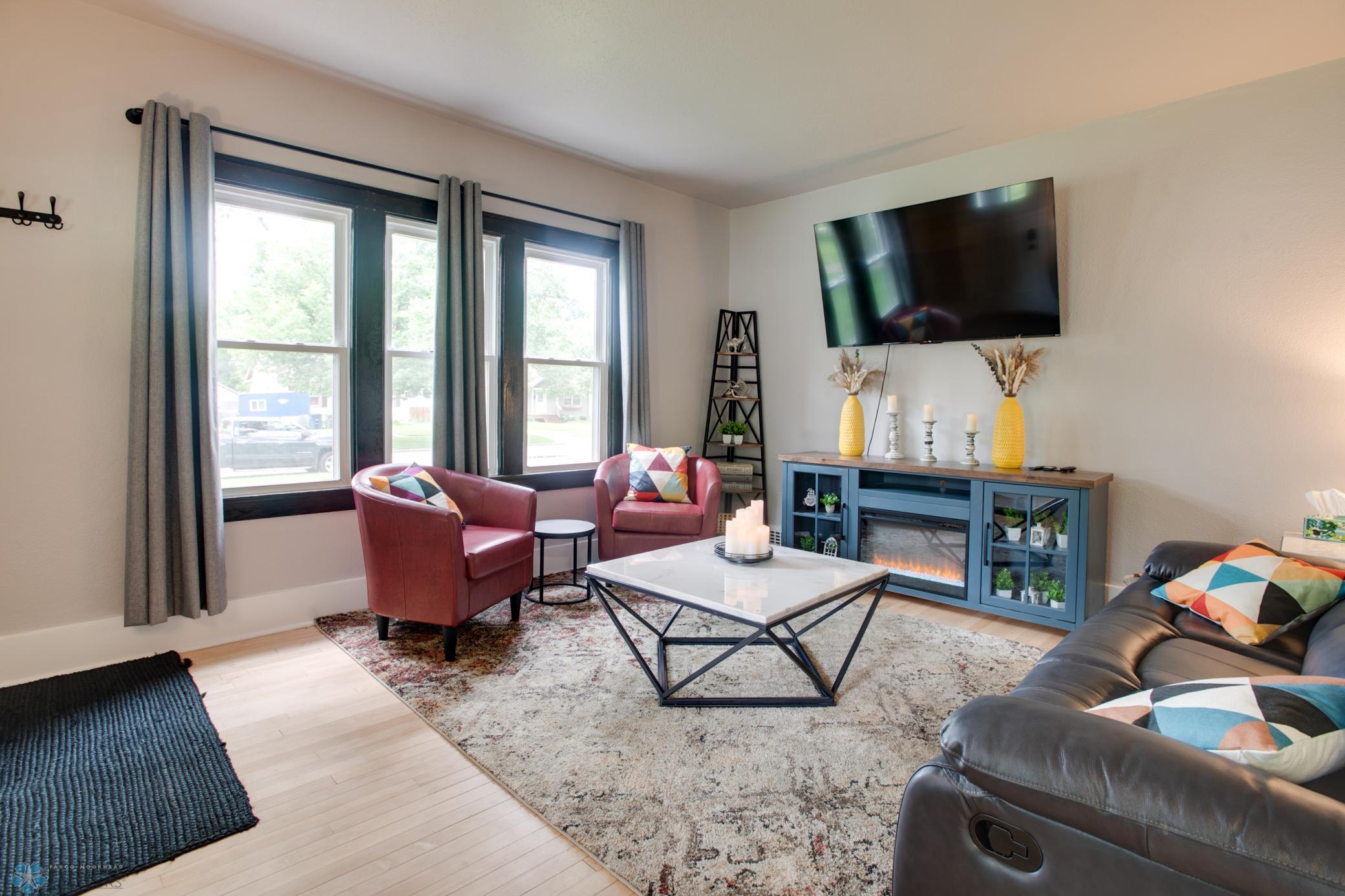 1004 Living Room