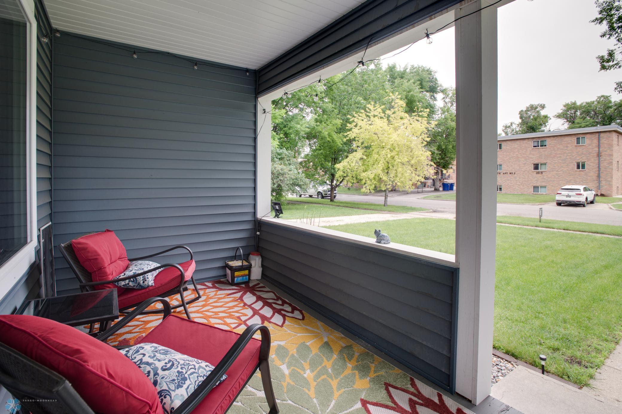 1004 Front Porch