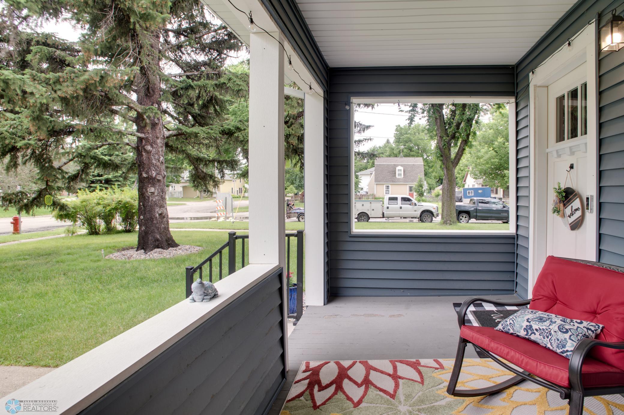 1004 Front Porch