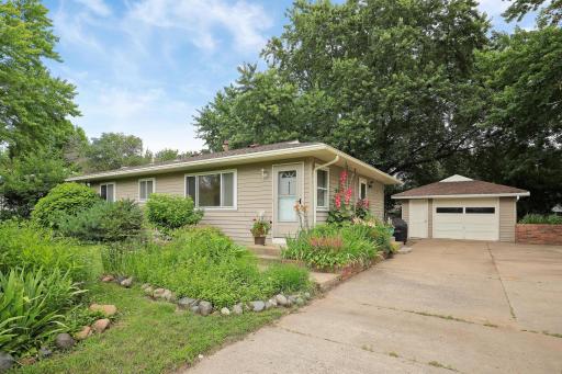This straightforward rambler is refreshed and ready for a new owner! Conveniently situated on a service road in the vibrant suburb of Eagan, this home facilitates quick, easy access to many nearby amenities.