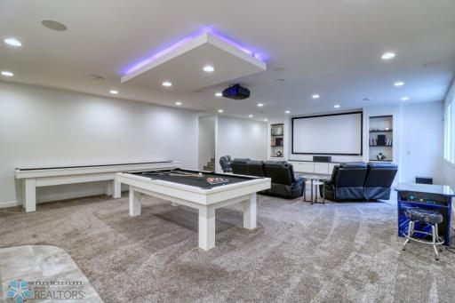 5885 Wildflower Drive S, Fargo, ND 58104