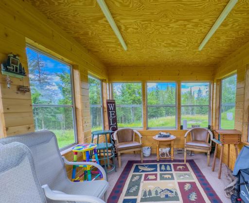 2228 Town Road 461, International Falls, MN 56649