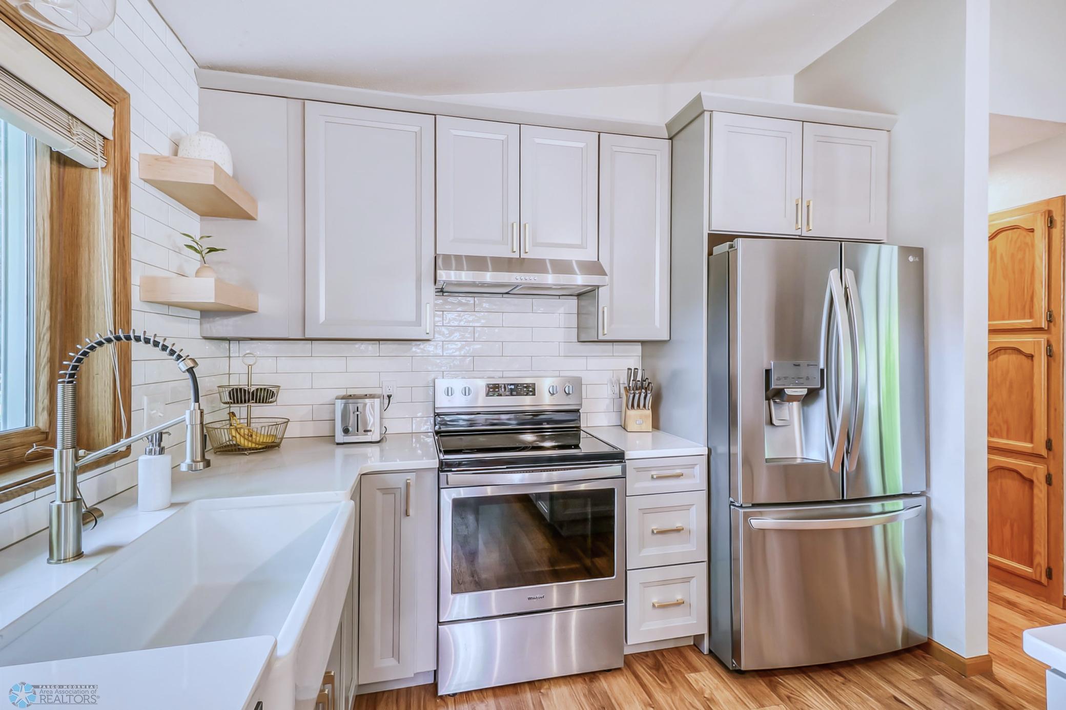 Kitchen1_6.jpg