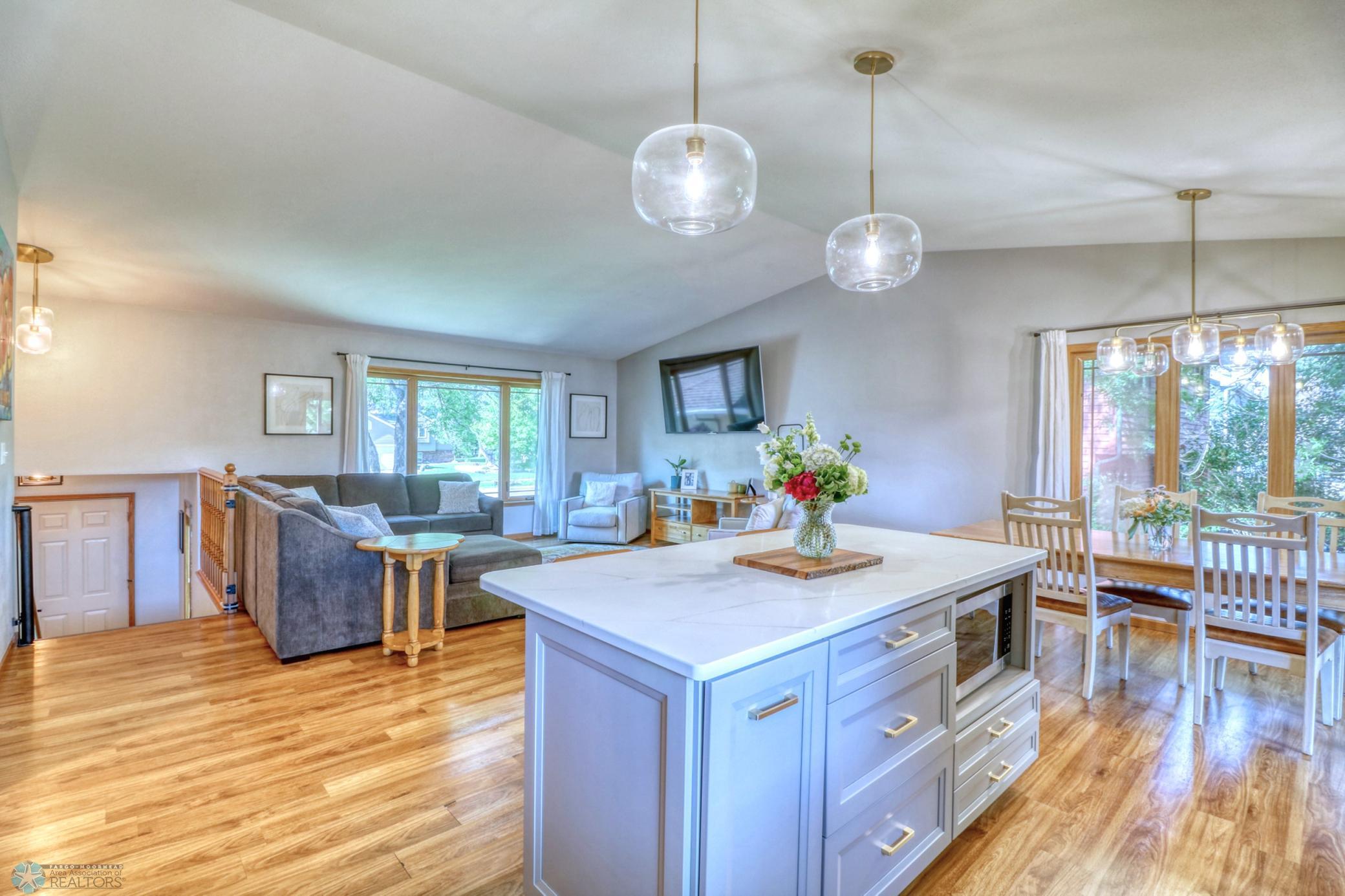 Kitchen1_4.jpg