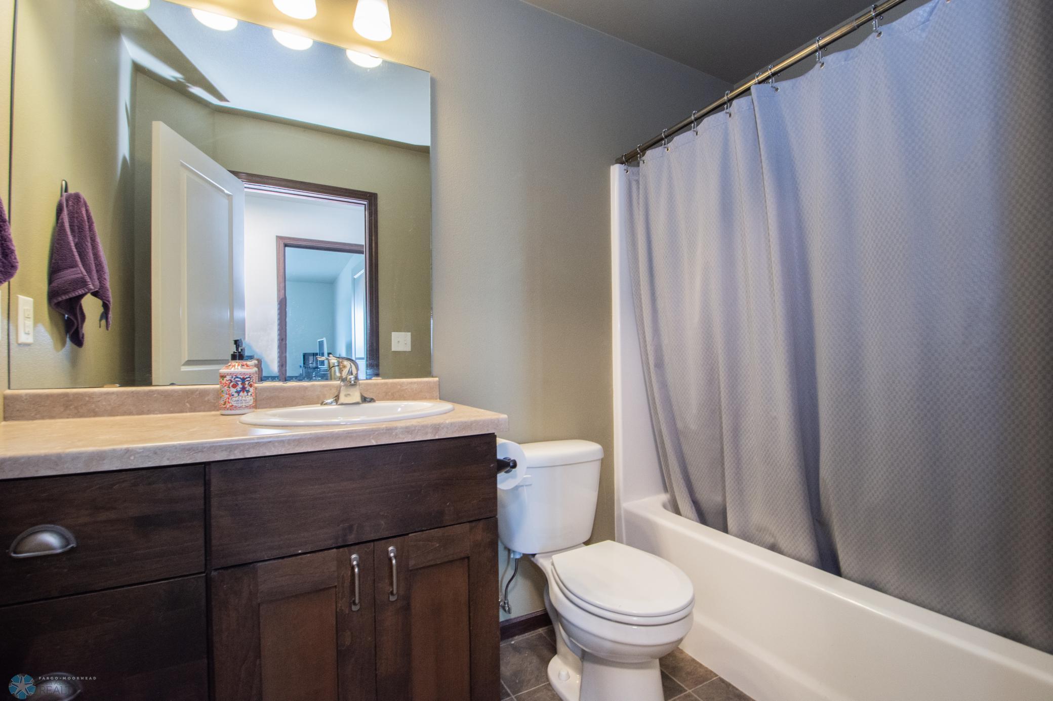 2nd Bathroom