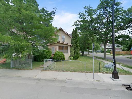 800 Penn Avenue N, Minneapolis, MN 55411