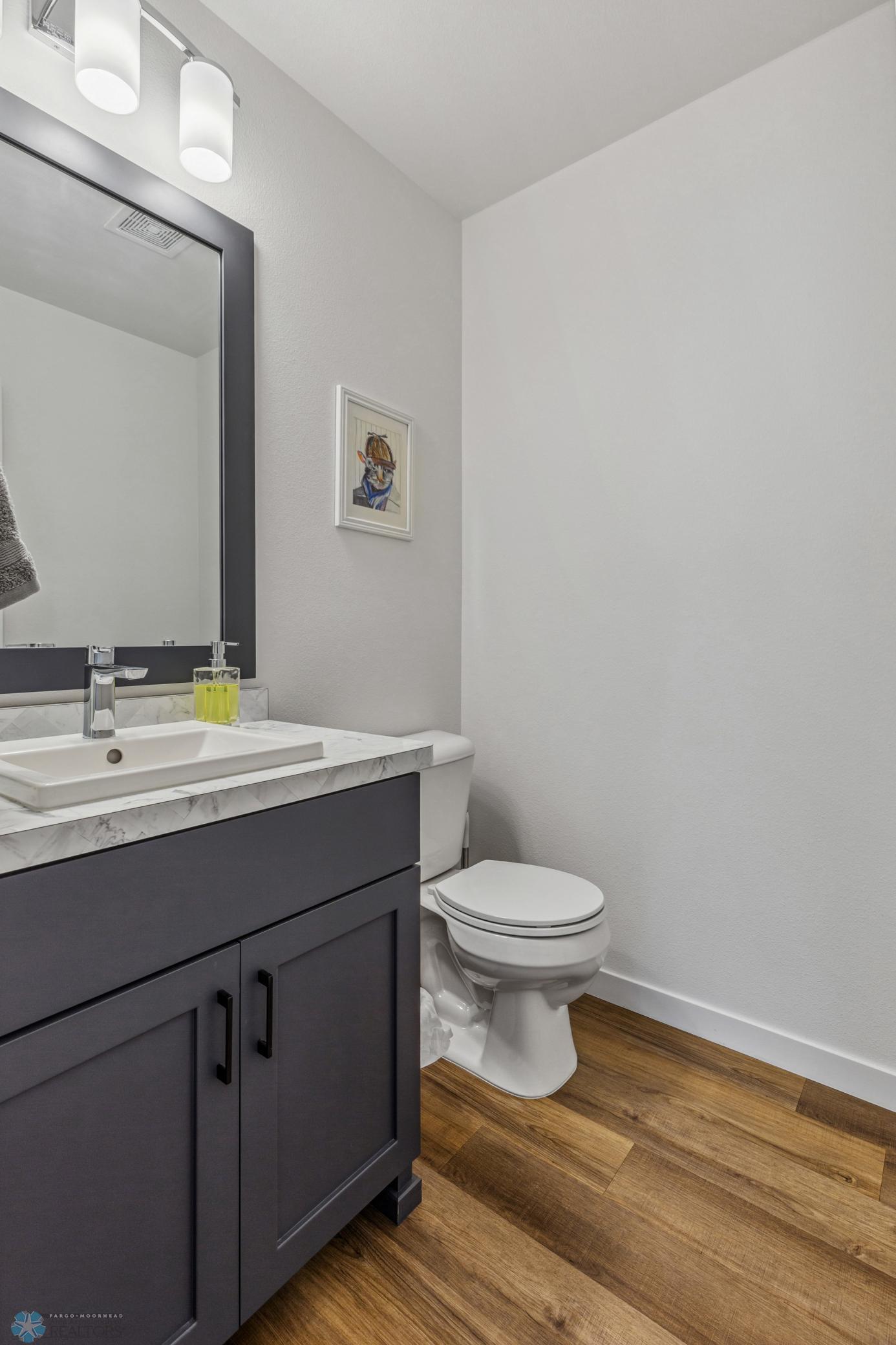 Upstairs 1/2 Bath