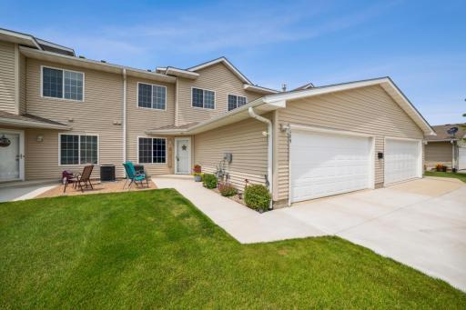 1409 Elsie Drive, Glencoe, MN 55336