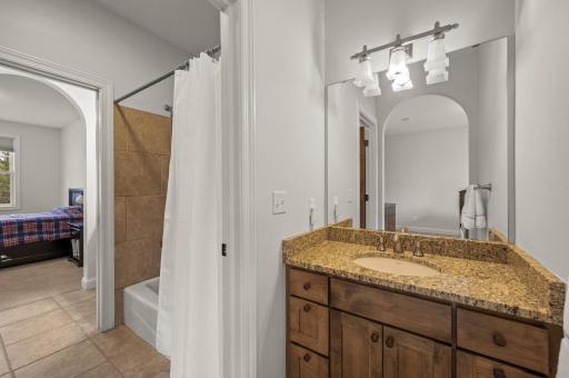 5812 Code Avenue, Edina, MN 55436