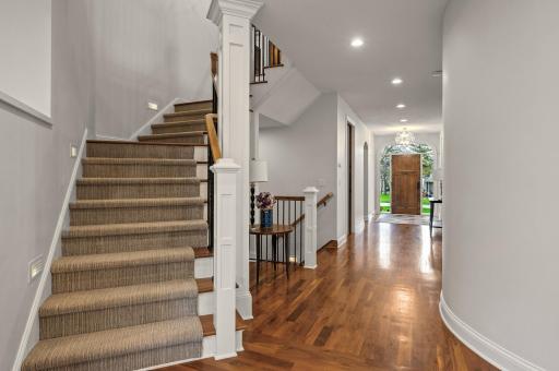 5812 Code Avenue, Edina, MN 55436